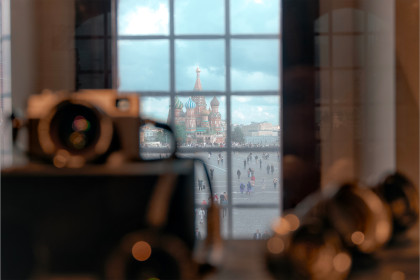 «Швабе» откроет москвичам мир профессиональной фотографии с объективами «Зенит»