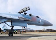 ОАК передала Минобороны России партию новых истребителей Су-35С