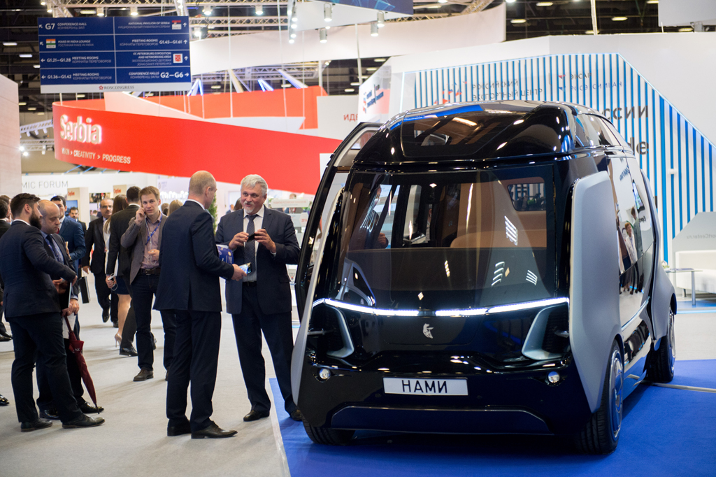 КАМАЗ  демонстрирует беспилотный автобус «Шатл»