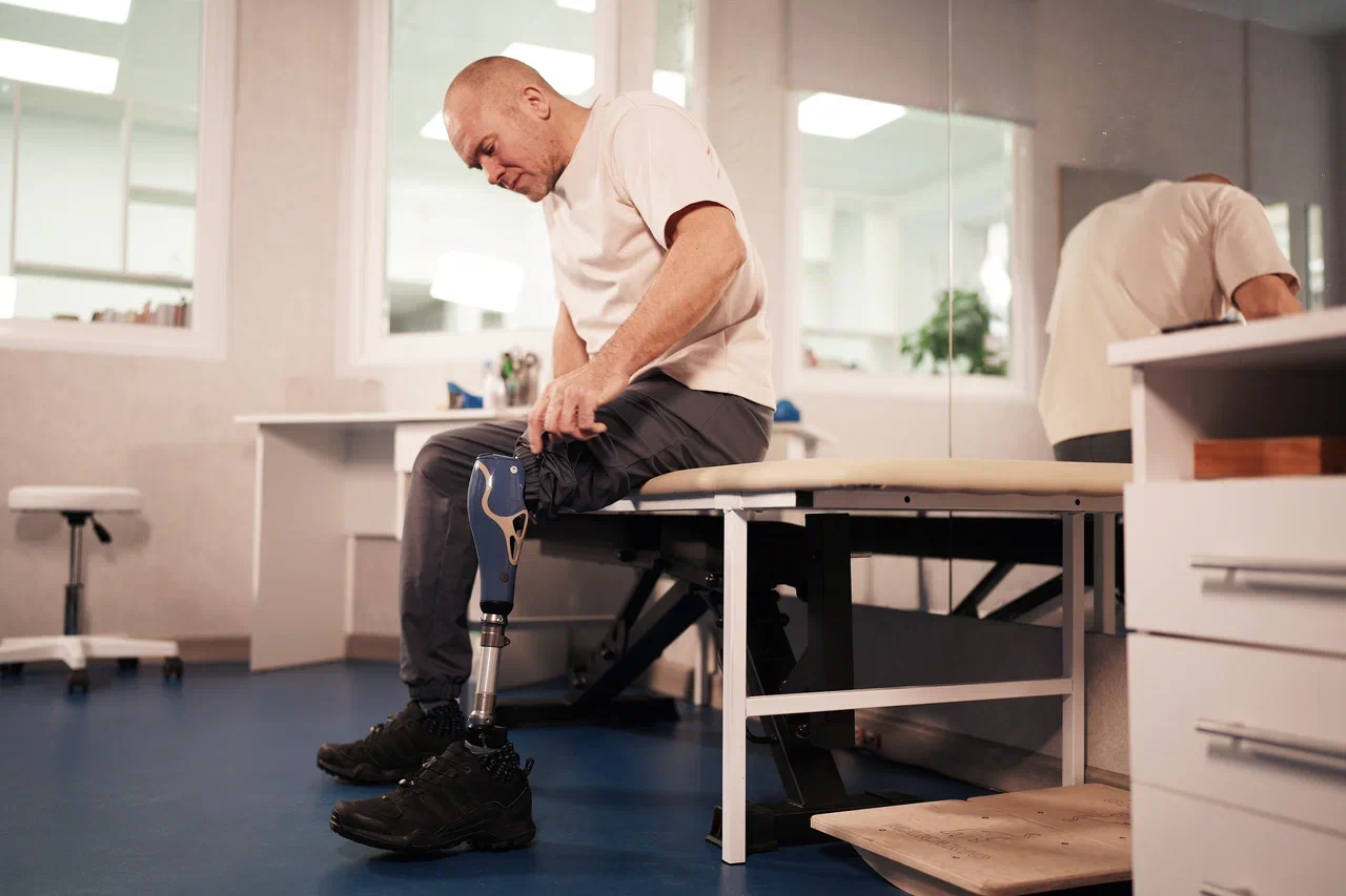 Rostec has Developed a Microprocessor-Based Bionic Knee Prosthesis 