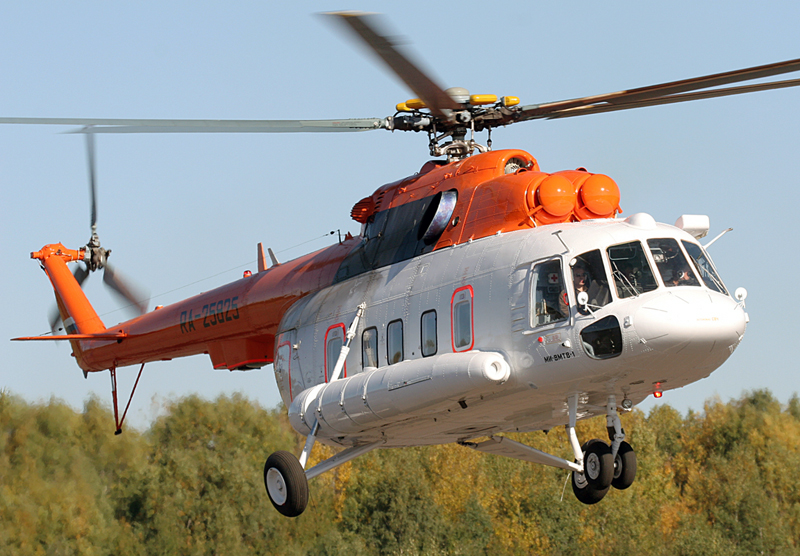 «Вертолеты России» передали ГТЛК два медицинских Ми-8МТВ-1