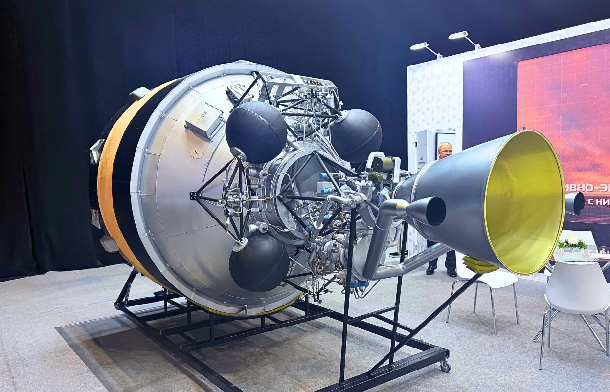 Rostec First Demonstrates a Small-Lift Launch Vehicle Engine at Technoprom 