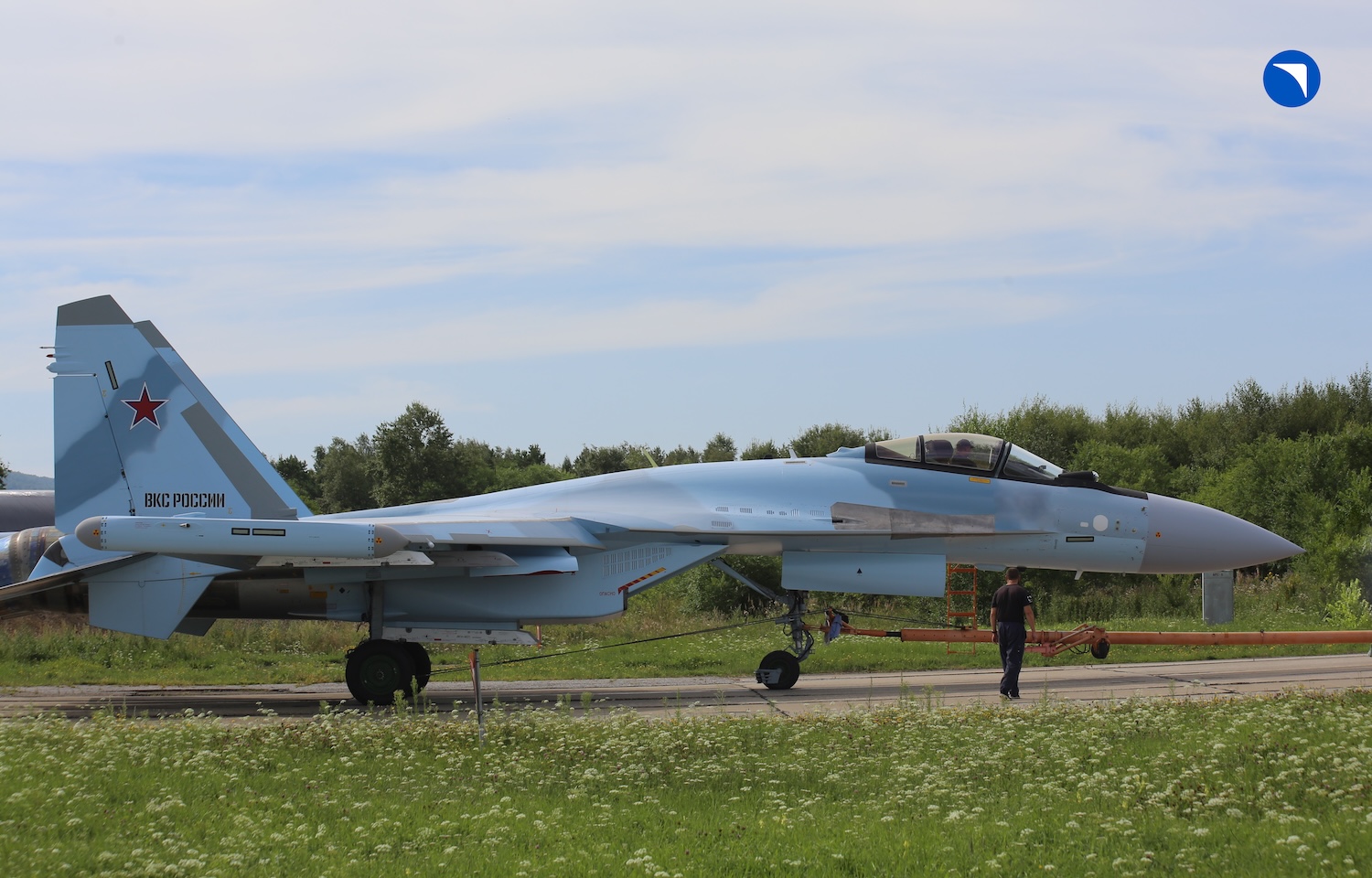 ОАК передала в войска партию самолетов Су-35С