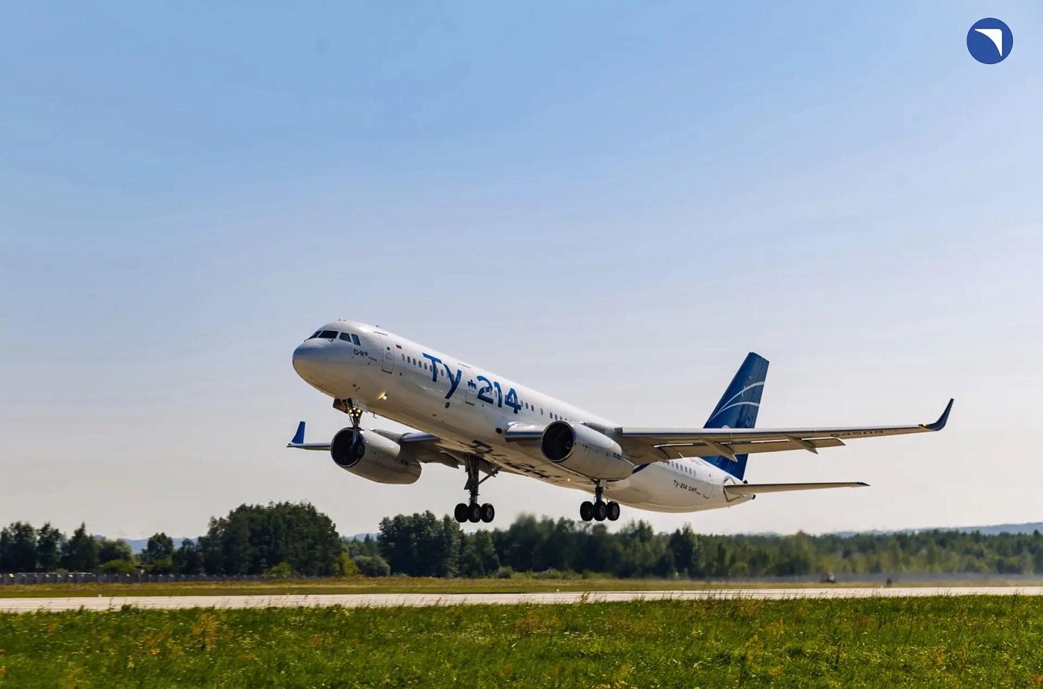Tupolev Received a Joined Type Certificate for the Tu-204/214