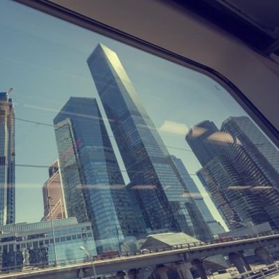 Ростех и LG создают «окна-дисплеи» для российского транспорта