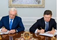 КАМАЗ и «Газпром» подписали соглашение о сотрудничестве