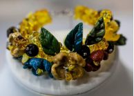 Калининградский комбинат запустит винтажную коллекцию украшений из цветного янтаря