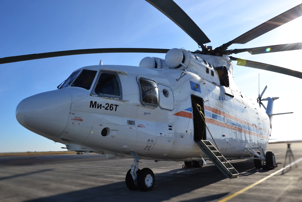 Россия передала Казахстану самый тяжелый в мире вертолет