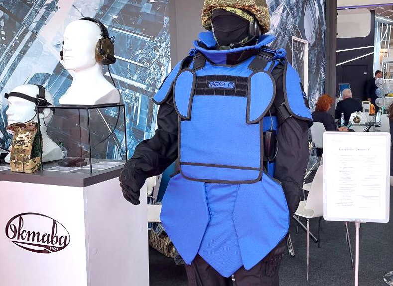 «Оберег» для саперов и экипировка для штурмовиков: Ростех презентовал новейшую линейку бронежилетов