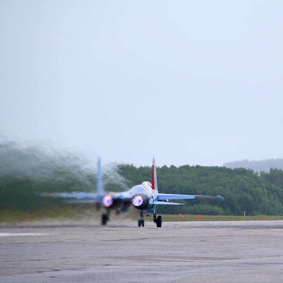 «Русские Витязи» получили четыре новейших истребителя Су-35С