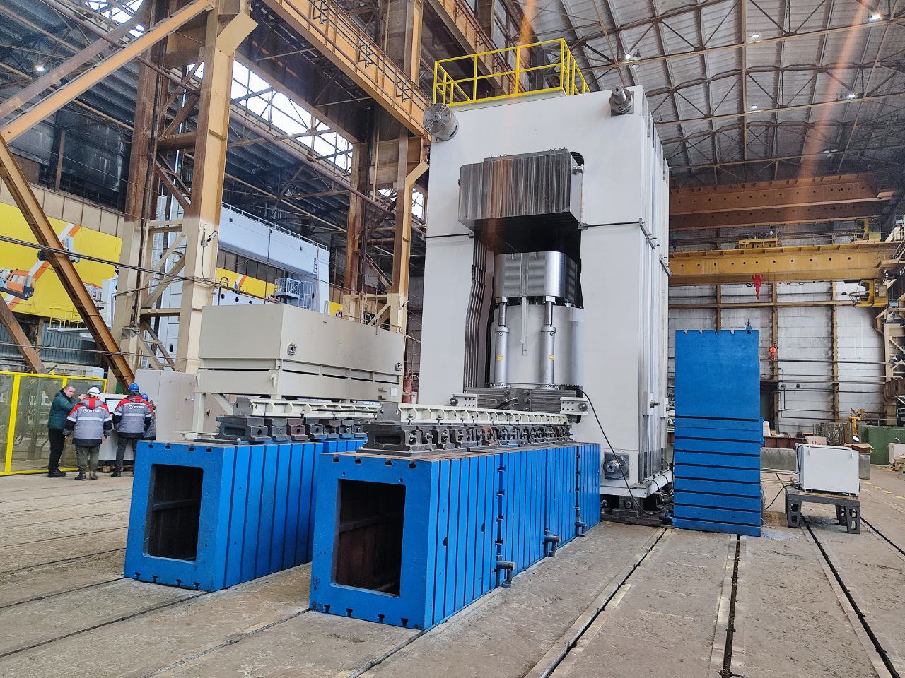 Rostec has Created a Unique Forming Press for Aircraft Body Components
