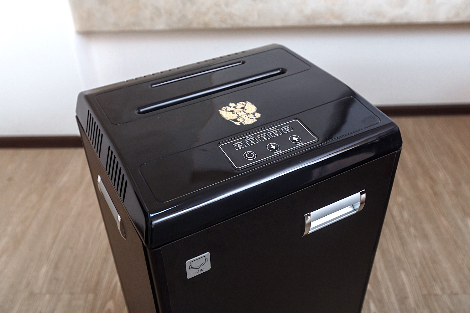 «Росэл» поставил заказчикам сотни «супершредеров»