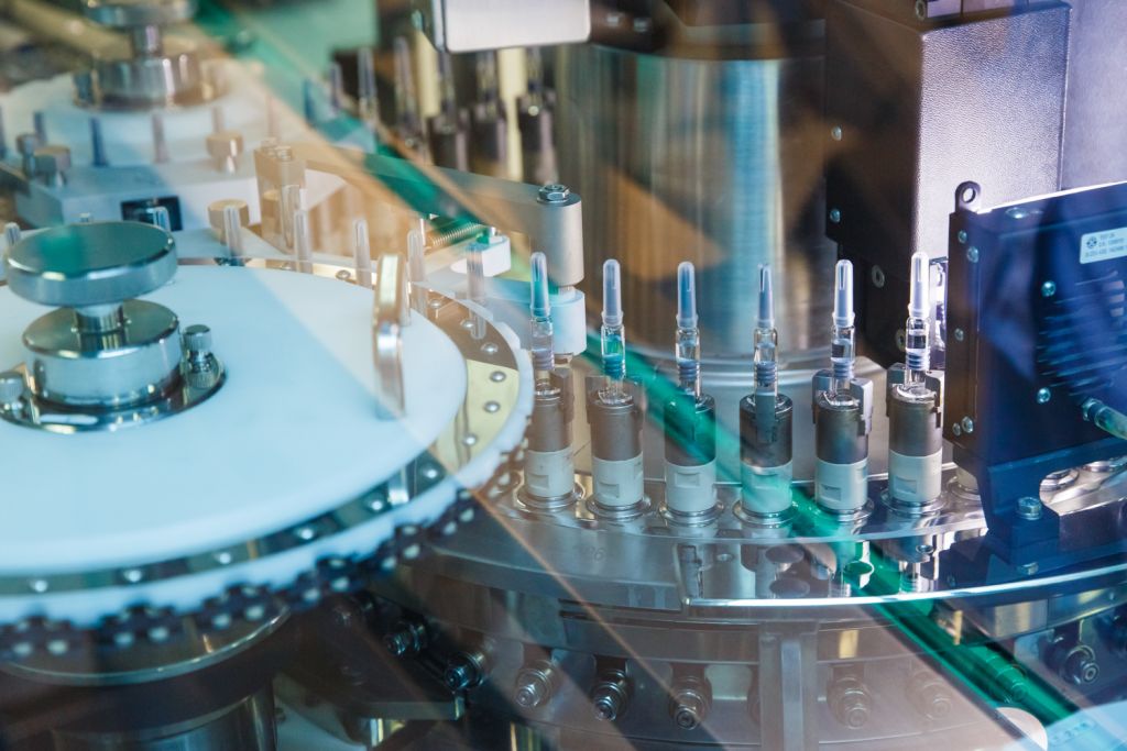 Ростех поставил в российские регионы более 100 млн доз вакцин от опасных инфекций