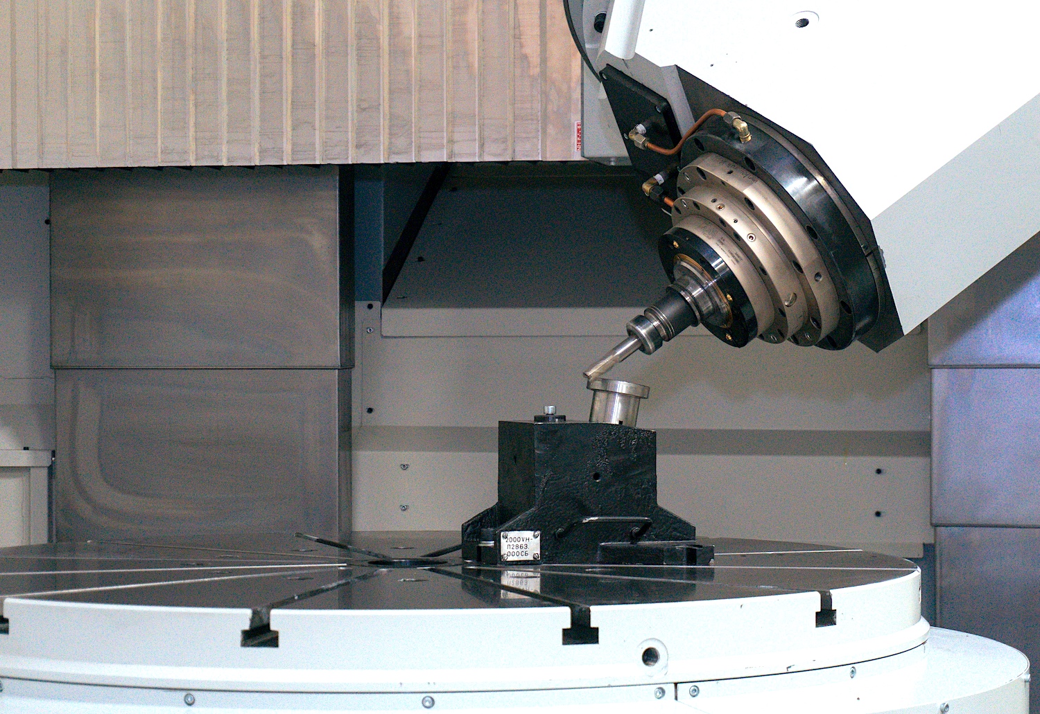 Ростех импортозаместил фрезерный обрабатывающий центр для авиастроения и ОПК