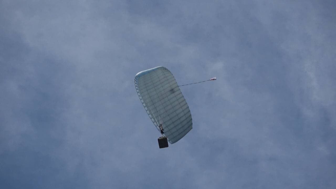 Rostec Tests ‘Smart’ Transport Parachute 