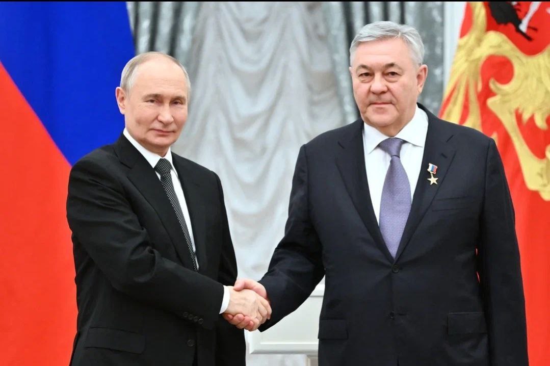 Гендиректор «Роствертола» удостоен звания Героя Труда РФ