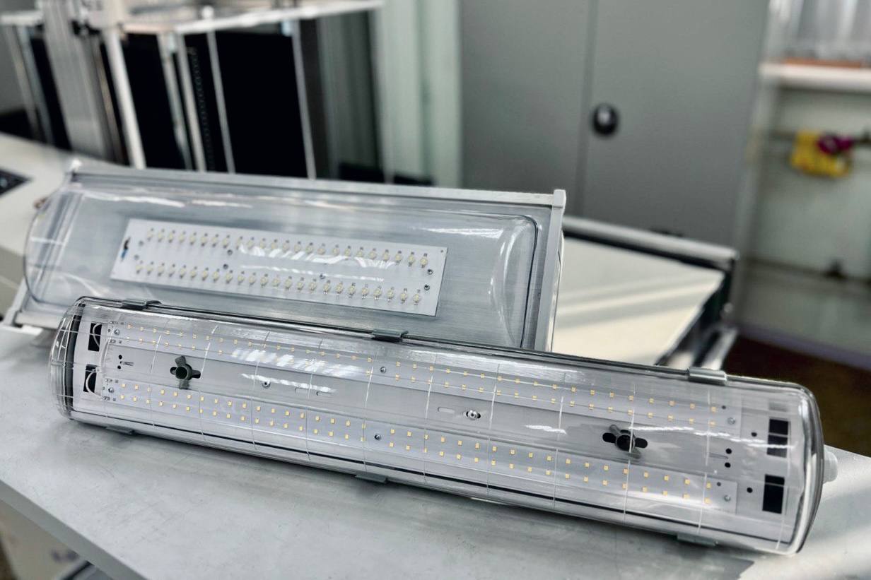 Предприятие «Росэлектроники помогает восстановить уличное освещение в Запорожской области