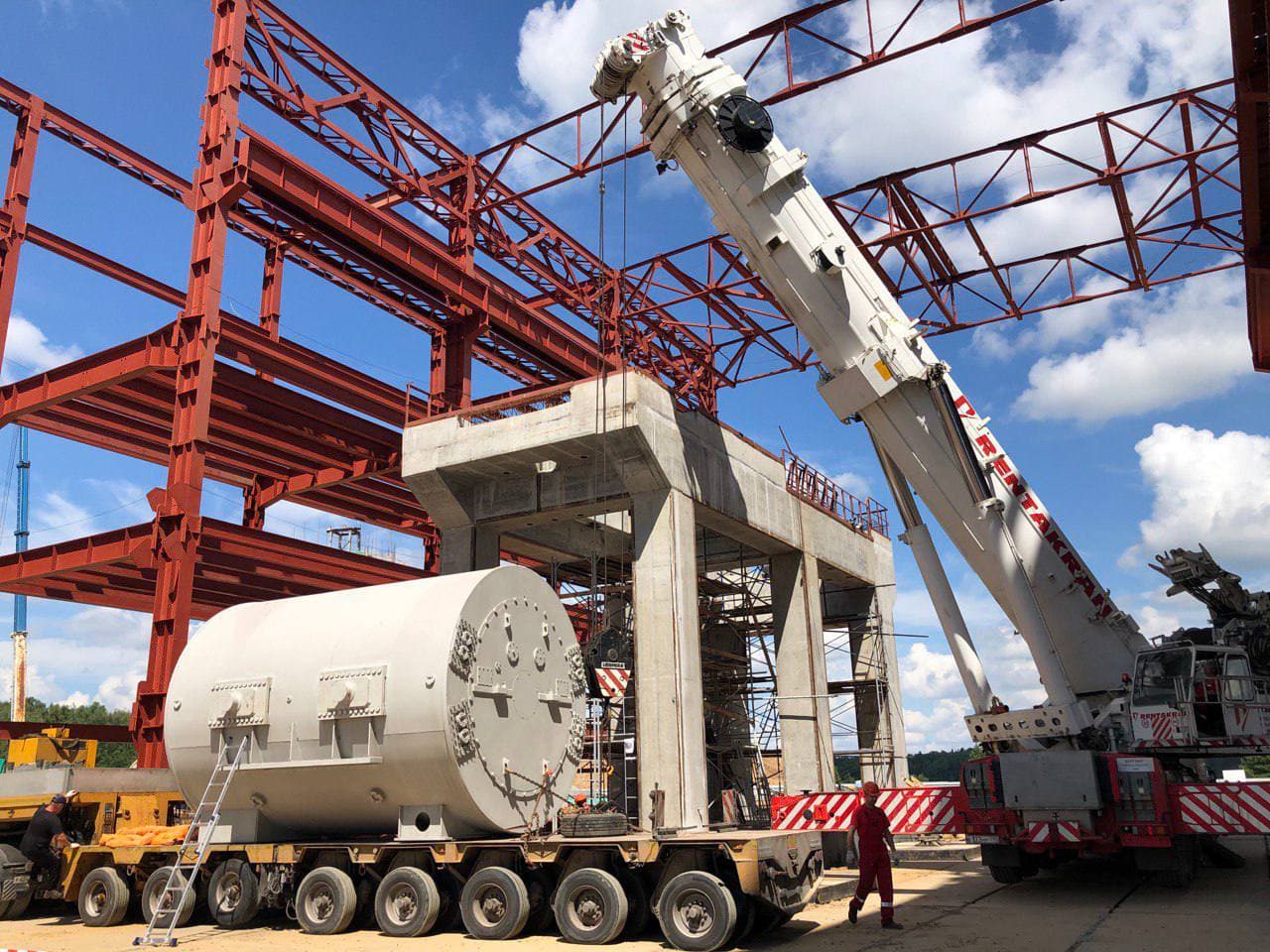 На площадку первого завода по энергоутилизации отходов «РТ-Инвест» доставлен генератор паровой турбины