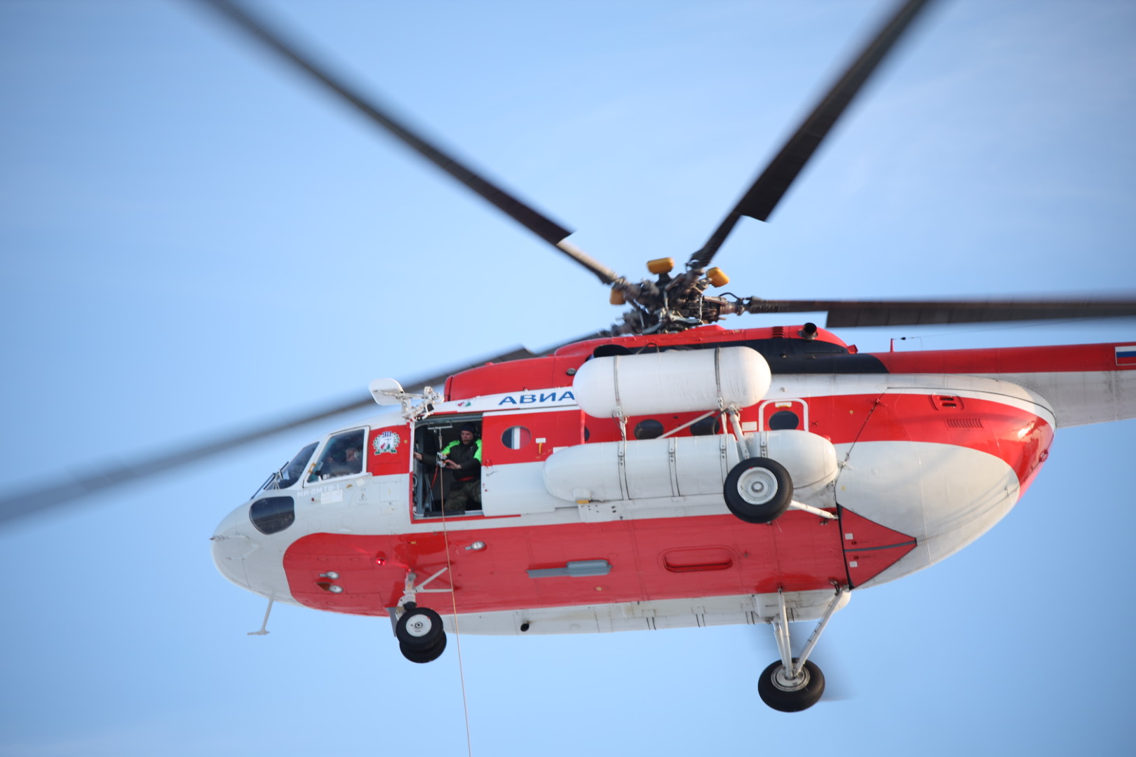Вертолет Ми-8МТВ-1 применили на учебных сборах Авиалесоохраны