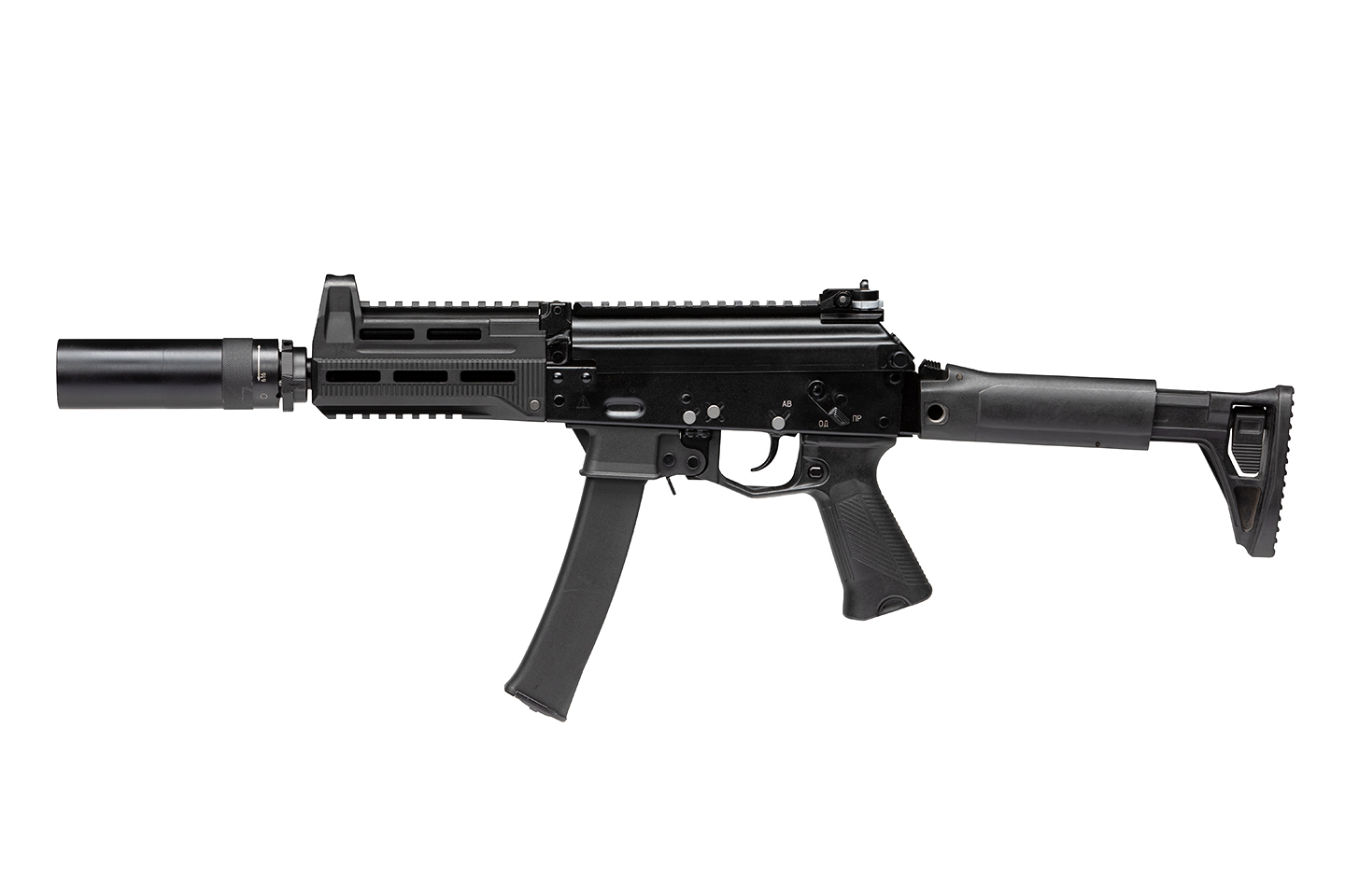 На вооружение ОВД России принят усовершенствованный пистолет-пулемет Калашникова ППК-20