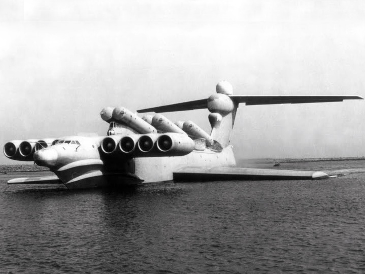 The Lun Ekranoplan: the Combat Flying Ship