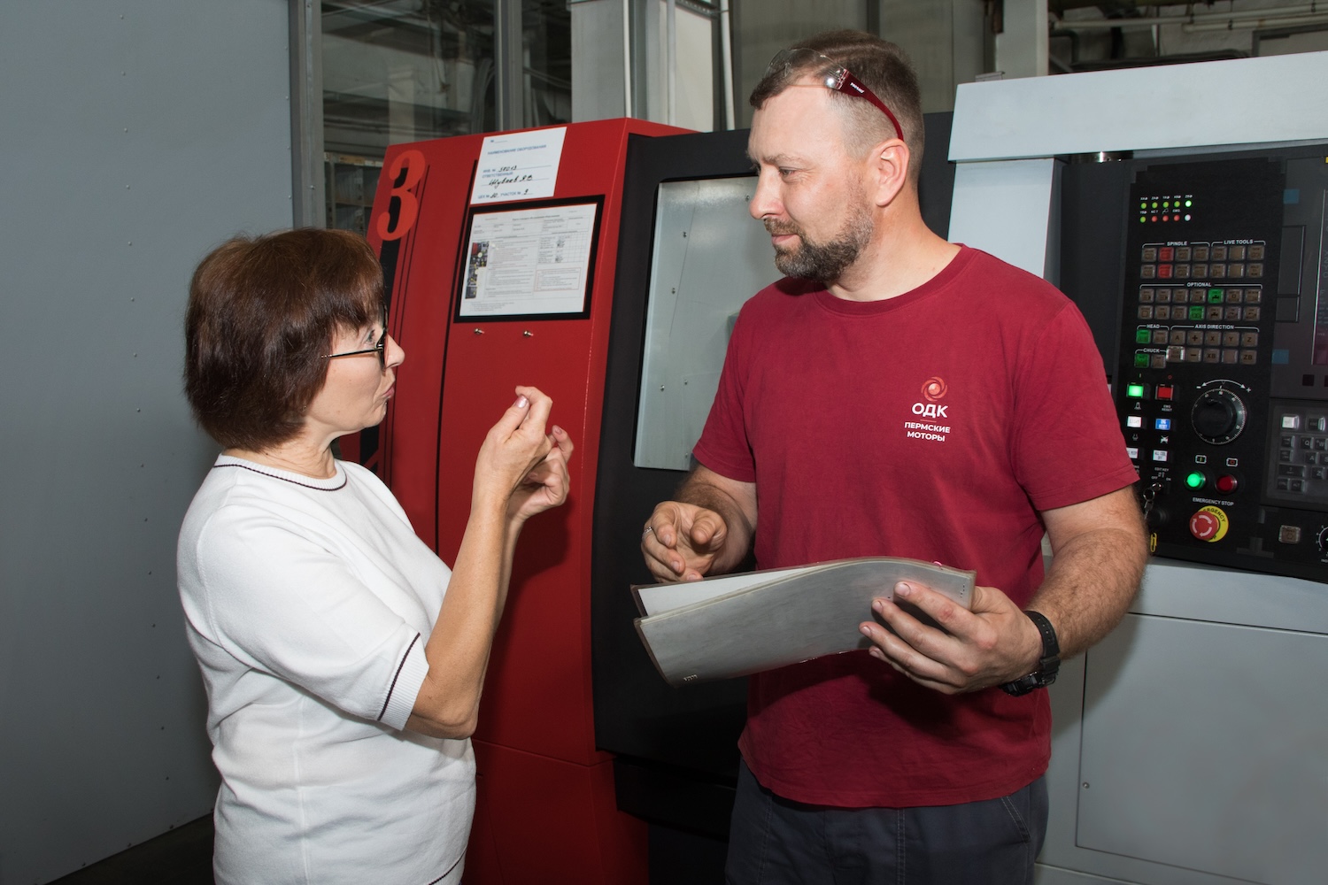 На предприятиях ОДК успешно трудятся более 470 слабослышащих сотрудников