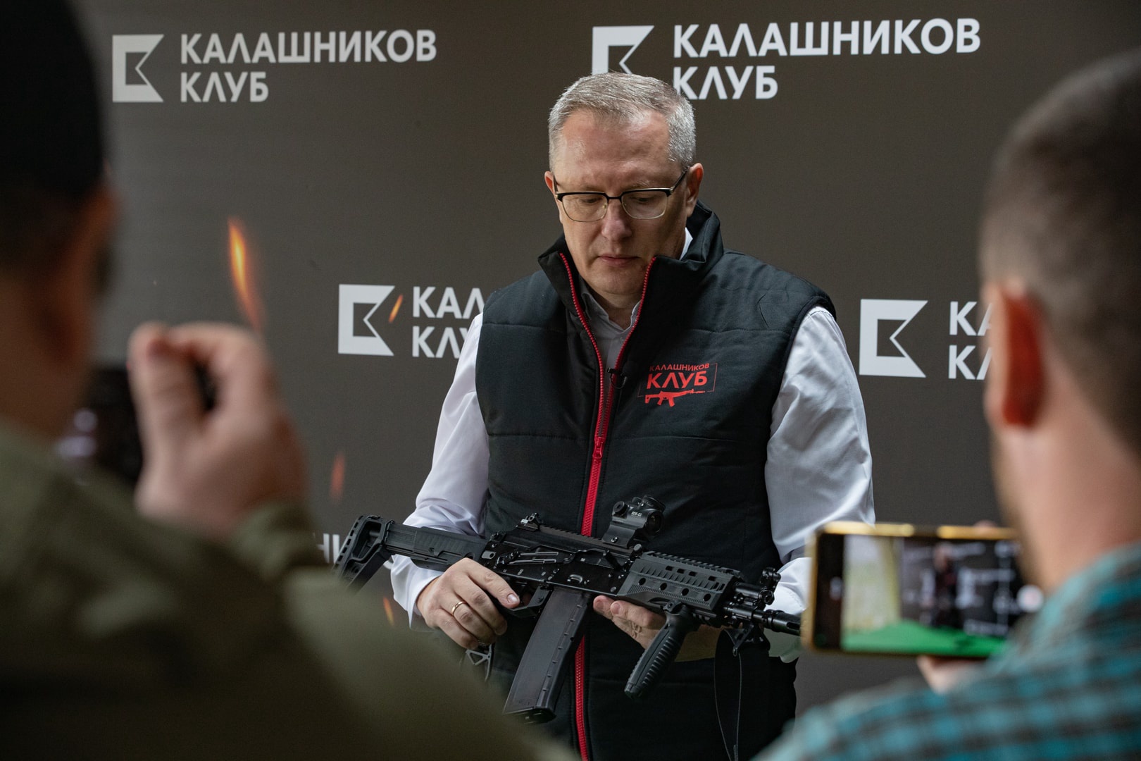«Калашников» представил журналистам обновленный АК-19