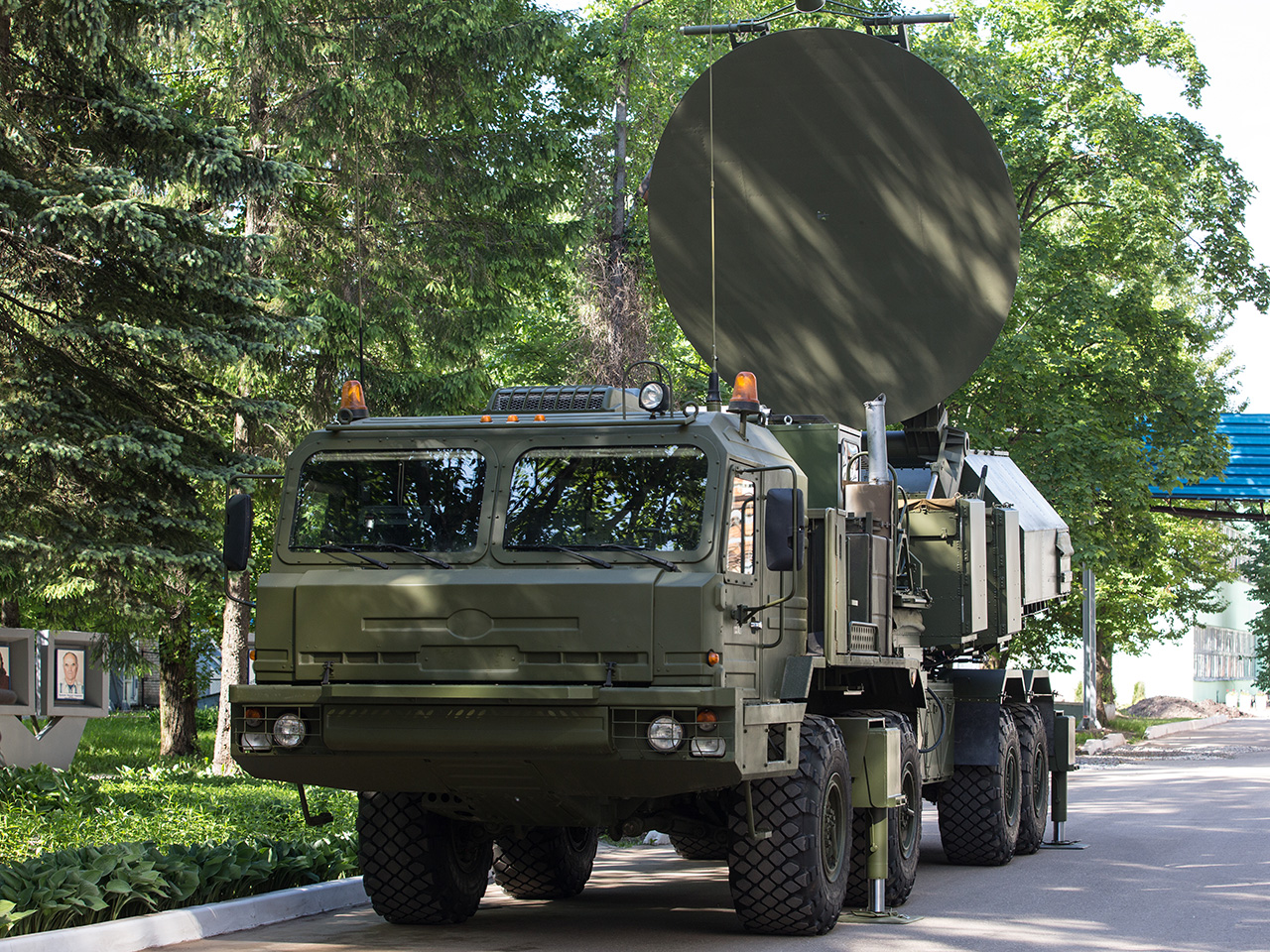 KRET Fulfils Government Defense Order for Krasuha-2 Radar Jammer Ahead of Schedule