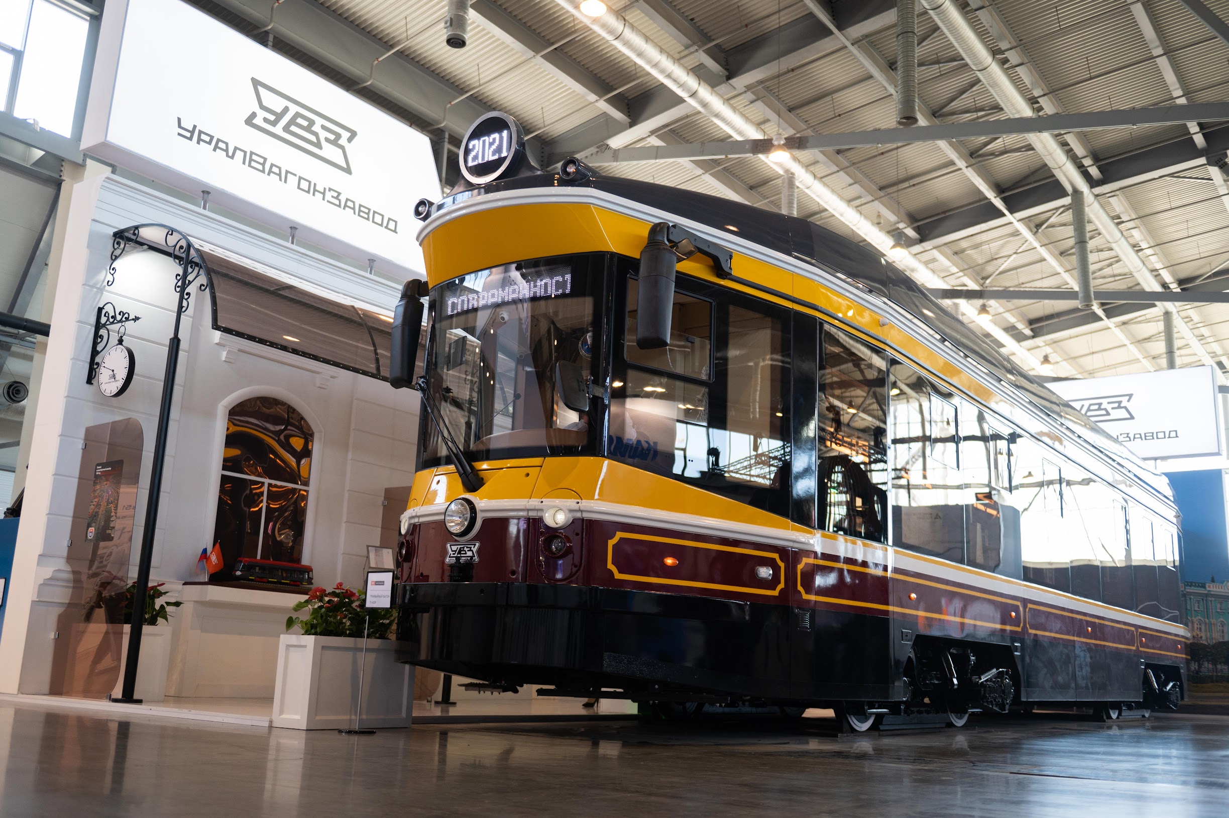 «Уралтрансмаш» поставит современные трамваи в ретростиле в Санкт-Петербург