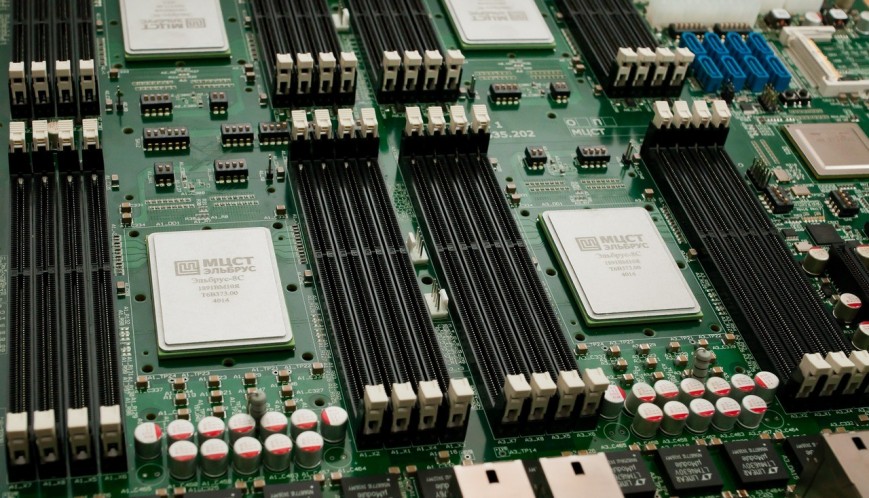 Ростех начал серийное производство серверов «Эльбрус-804»