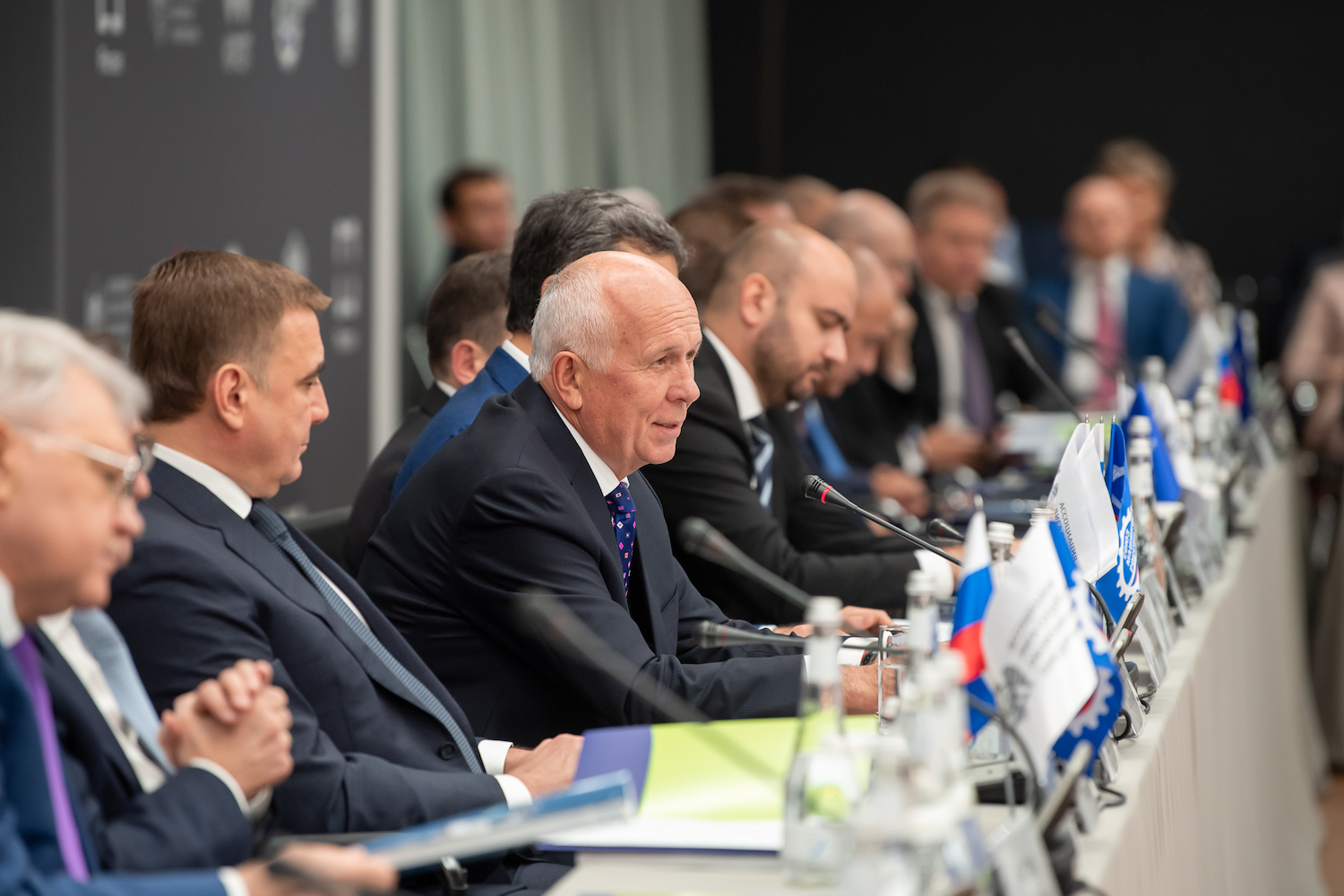 Ростех поддерживает пилотный проект Минобрнауки России по внедрению производственной аспирантуры