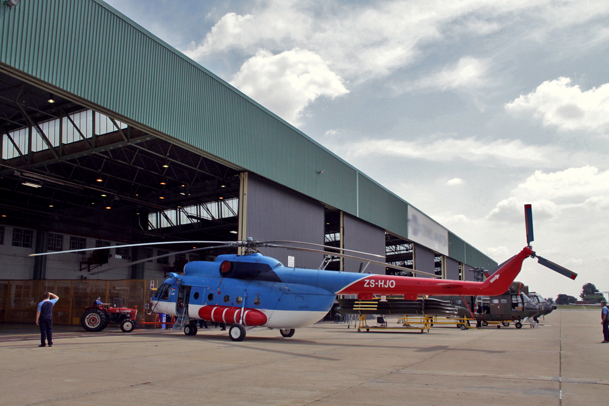 Вертолетный сервисный центр в Венесуэле начнет работу в 2015 году