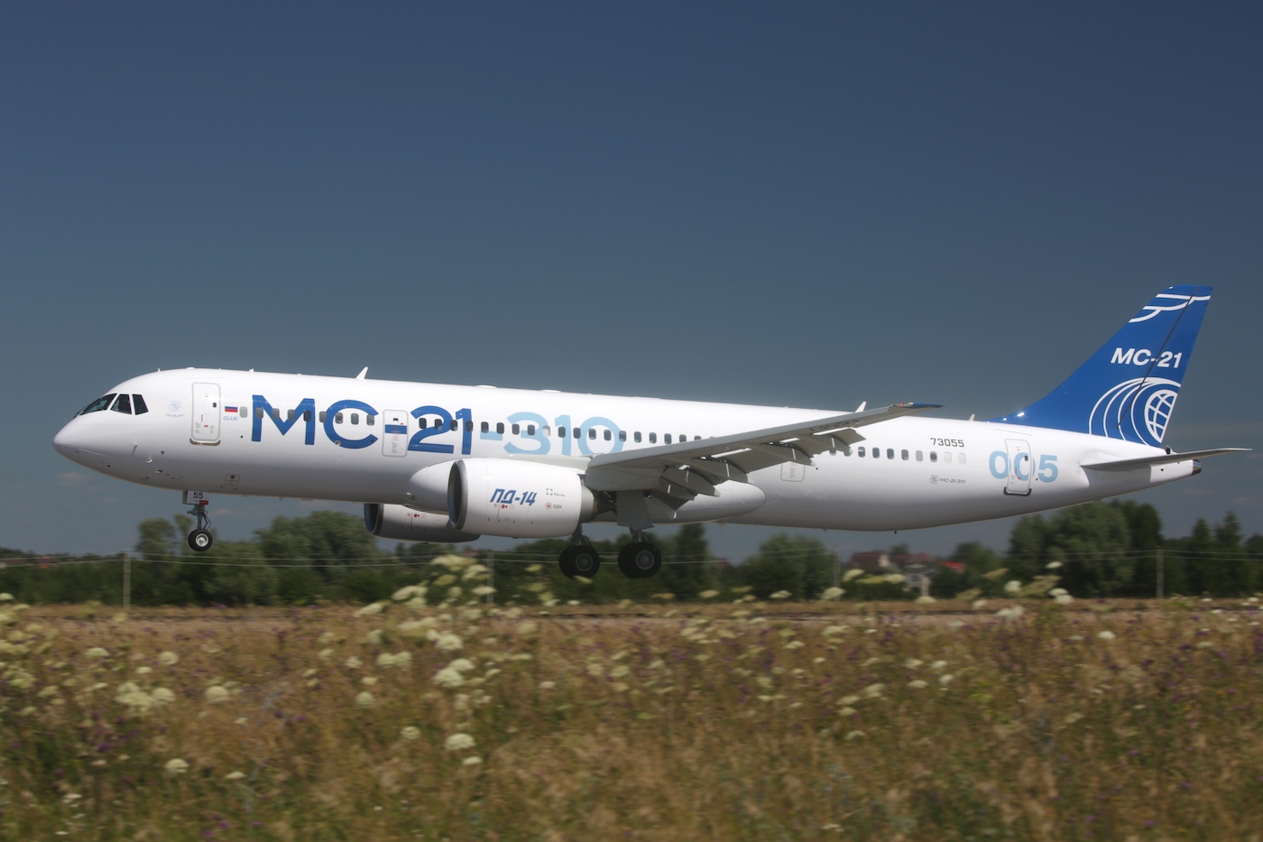 Rostec Developed Russian-Made Communication Equipment for the MC-21 Aircraft