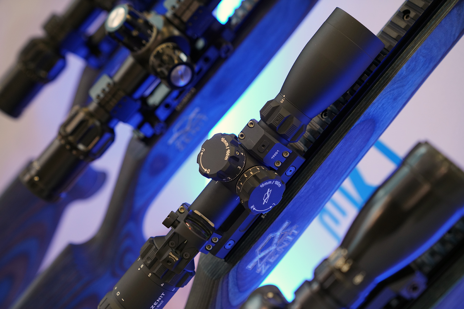 «Швабе» показывает оптическую технику на выставке ARMS & Hunting 2019