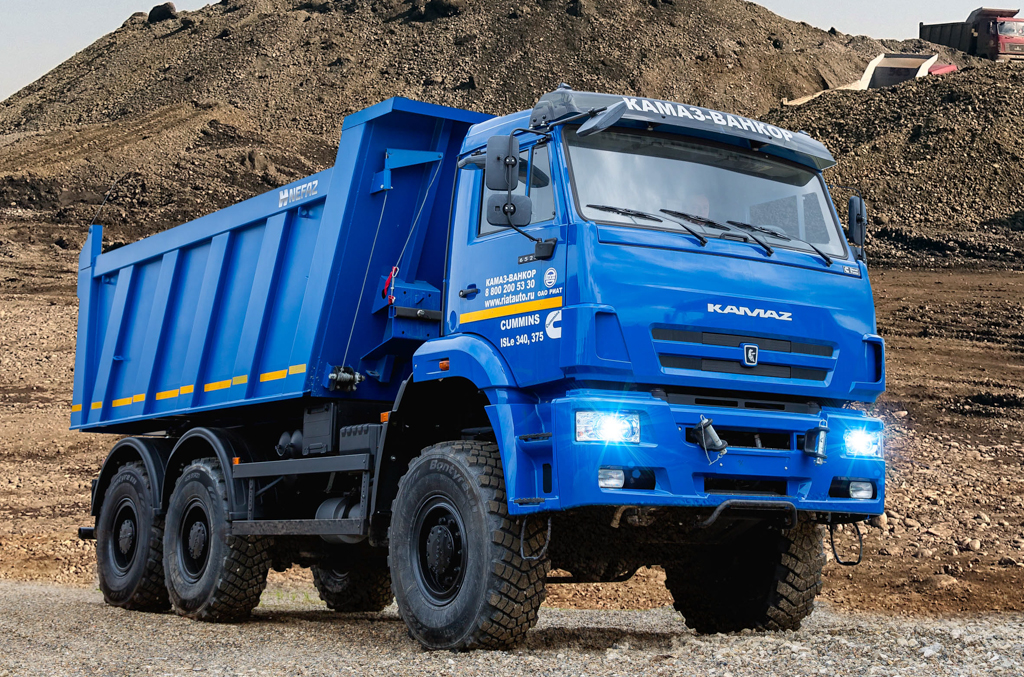 КАМАЗ поставил очередную партию грузовиков для «Силы Сибири»