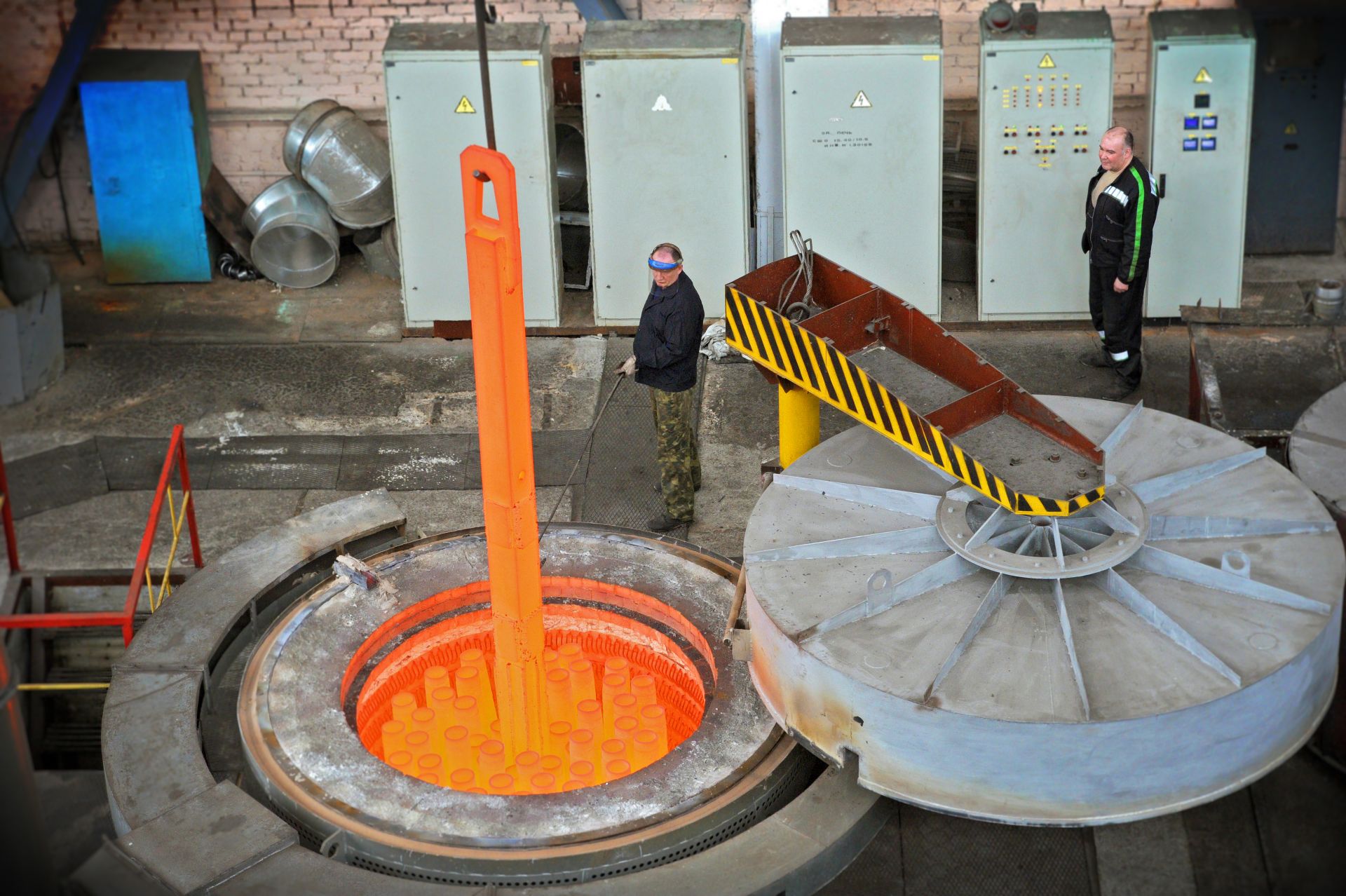 Нпо сплав челябинск. Завод сплав Тула. Тульский НПО сплав. Завод сплав Челябинск. Сплав Тула логотип.