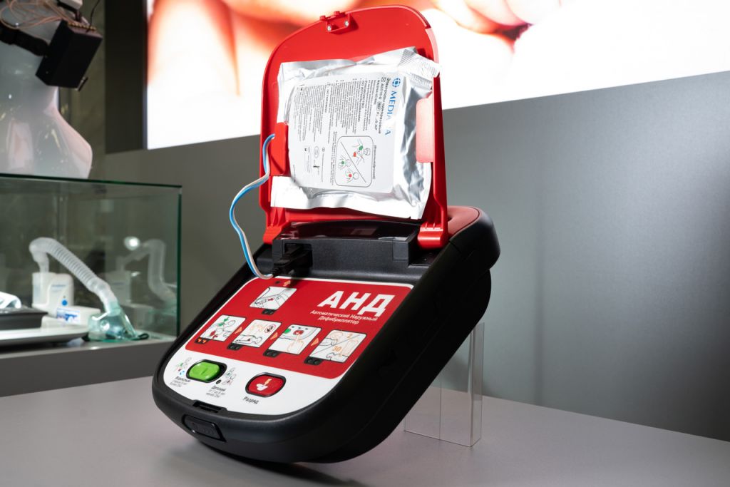 Как это работает. Дефибриллятор