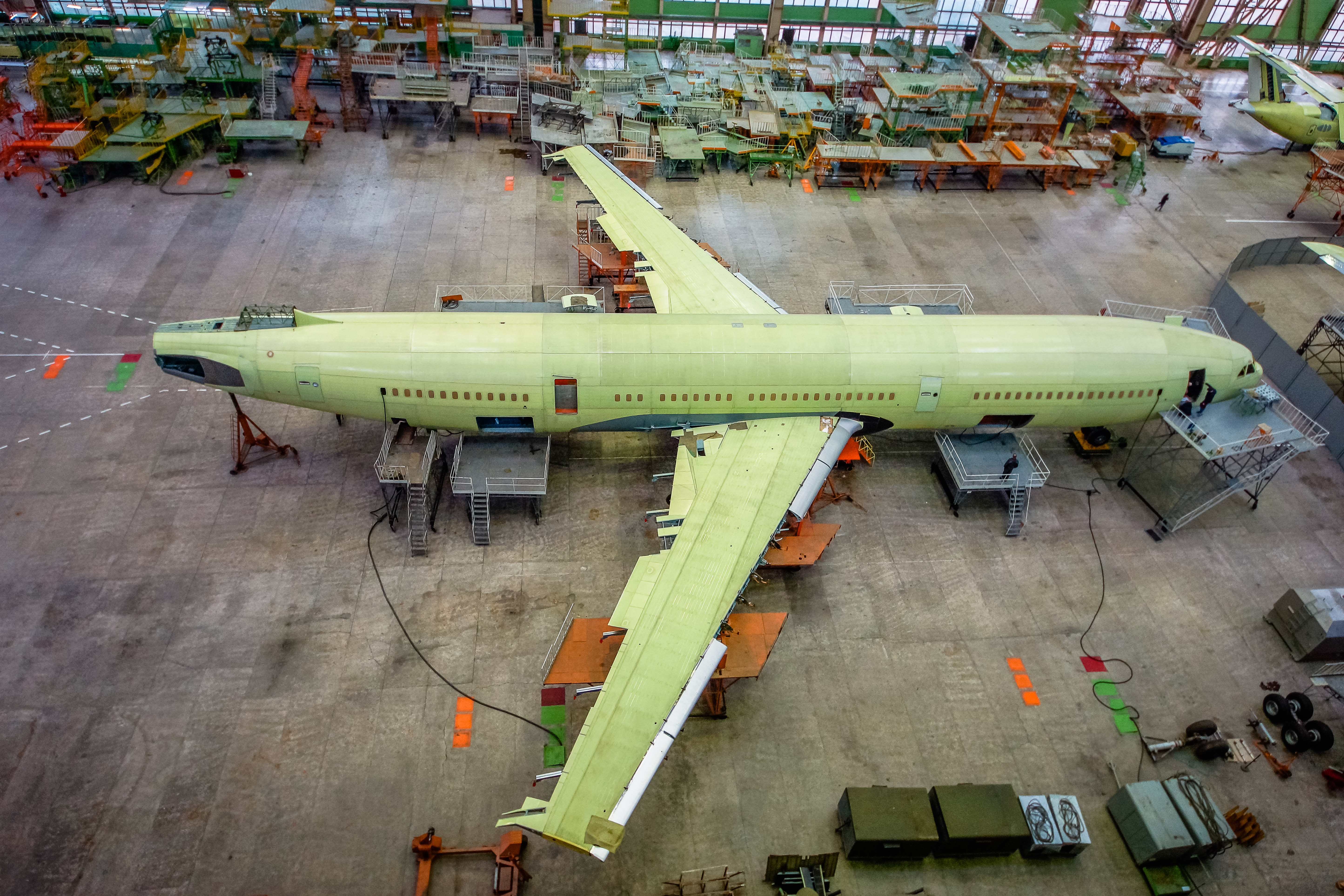На воронежском предприятии ОАК завершается сборка планера нового Ил-96-400М