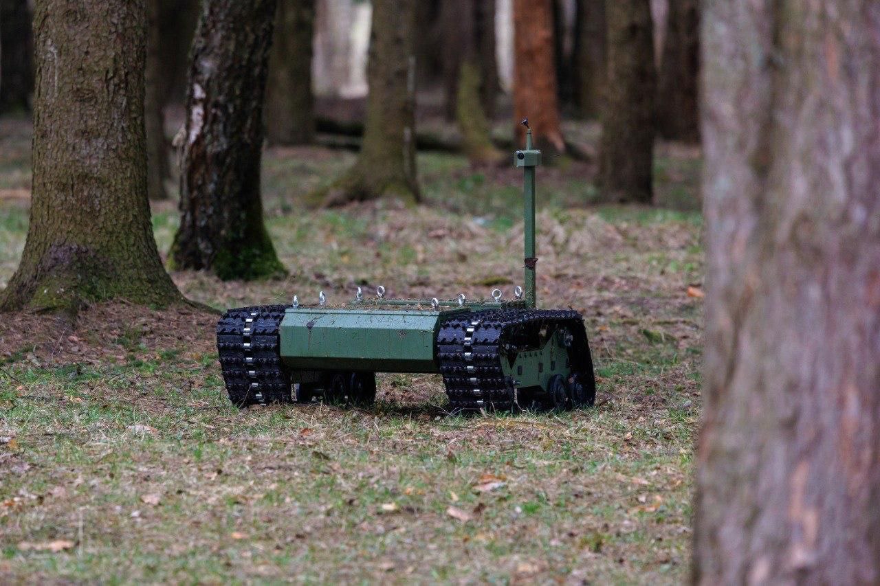 High-Precision Systems Supplied a Batch of the Depesha Crawler-Mounted System to the Field