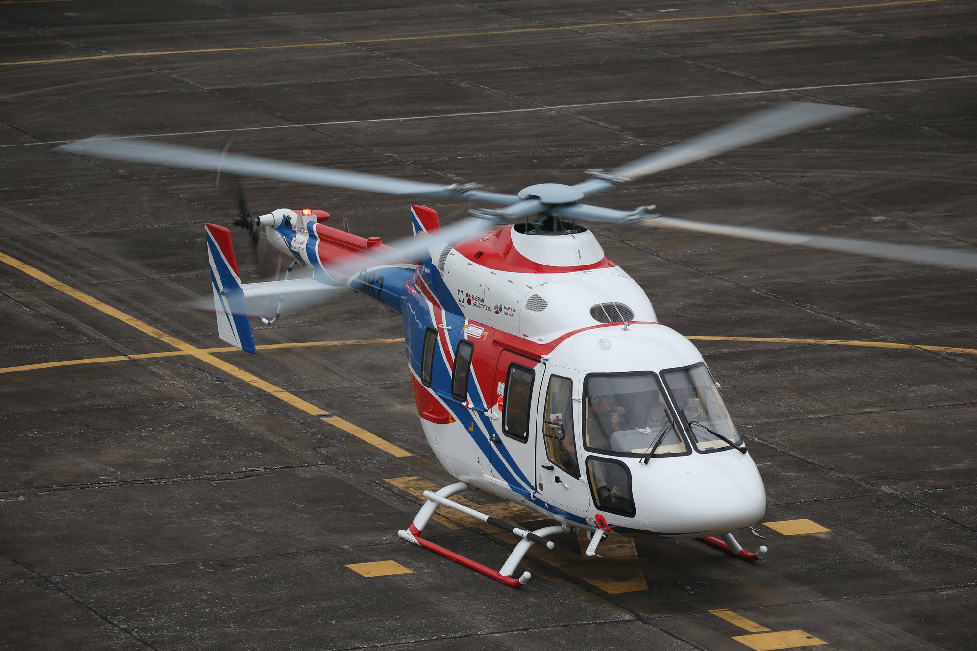 Вертолеты Ми-171А2 и «Ансат» долетели до Камбоджи