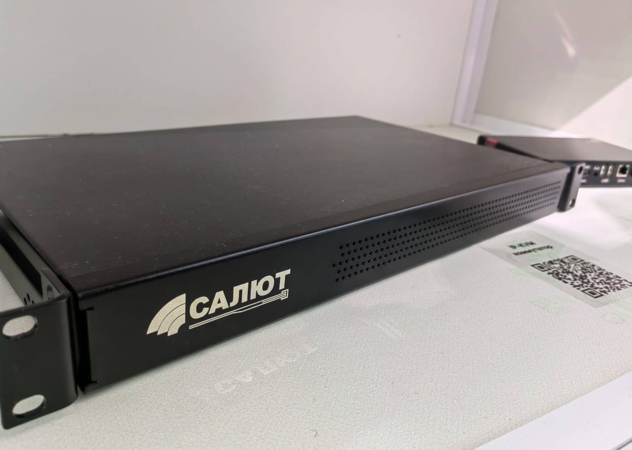 «Росэлектроника» показала обновленную версию KVM-коммутатора для удаленного управления оборудованием