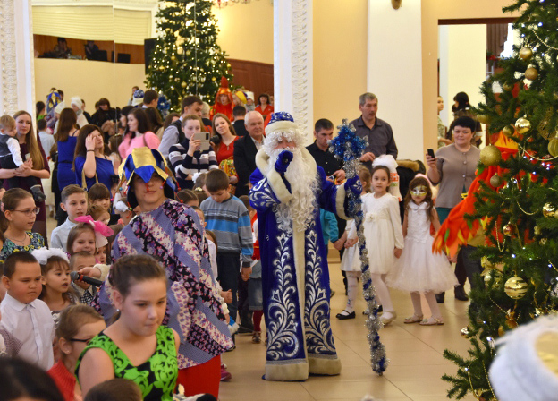 POZIS потратил на новогодний праздник для детей более 1 млн рублей