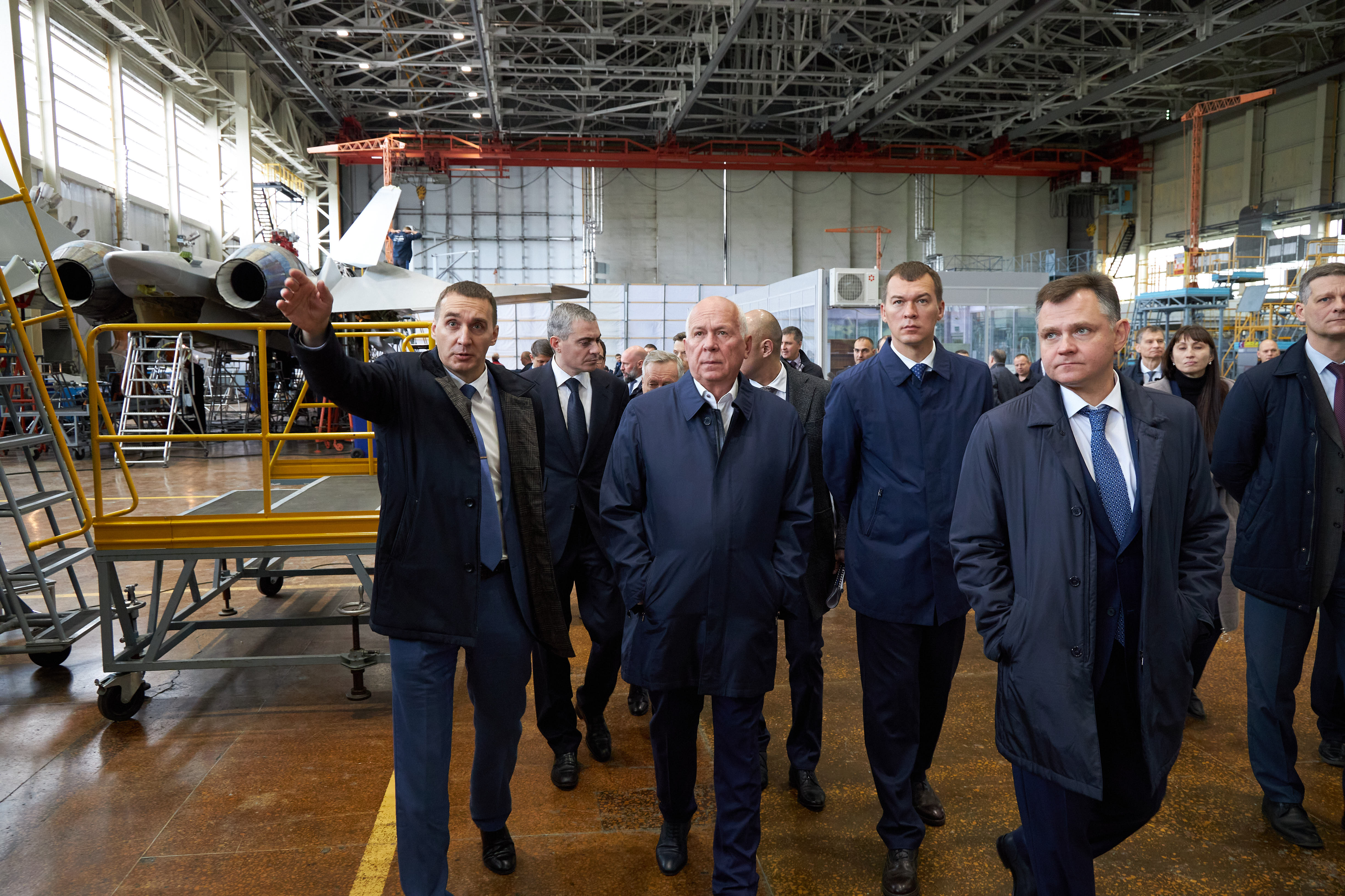 Глава Ростеха посетил производство истребителей Су-57 в Комсомольске-на-Амуре