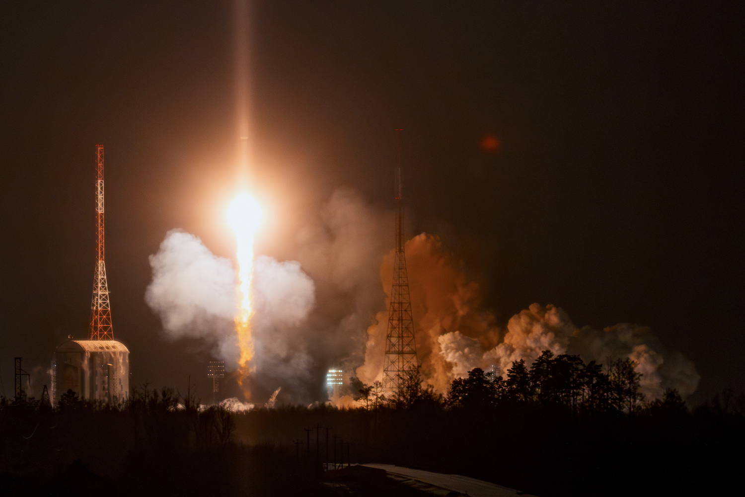 Двигатели ОДК вывели на орбиту спутники «Аист-2Т»