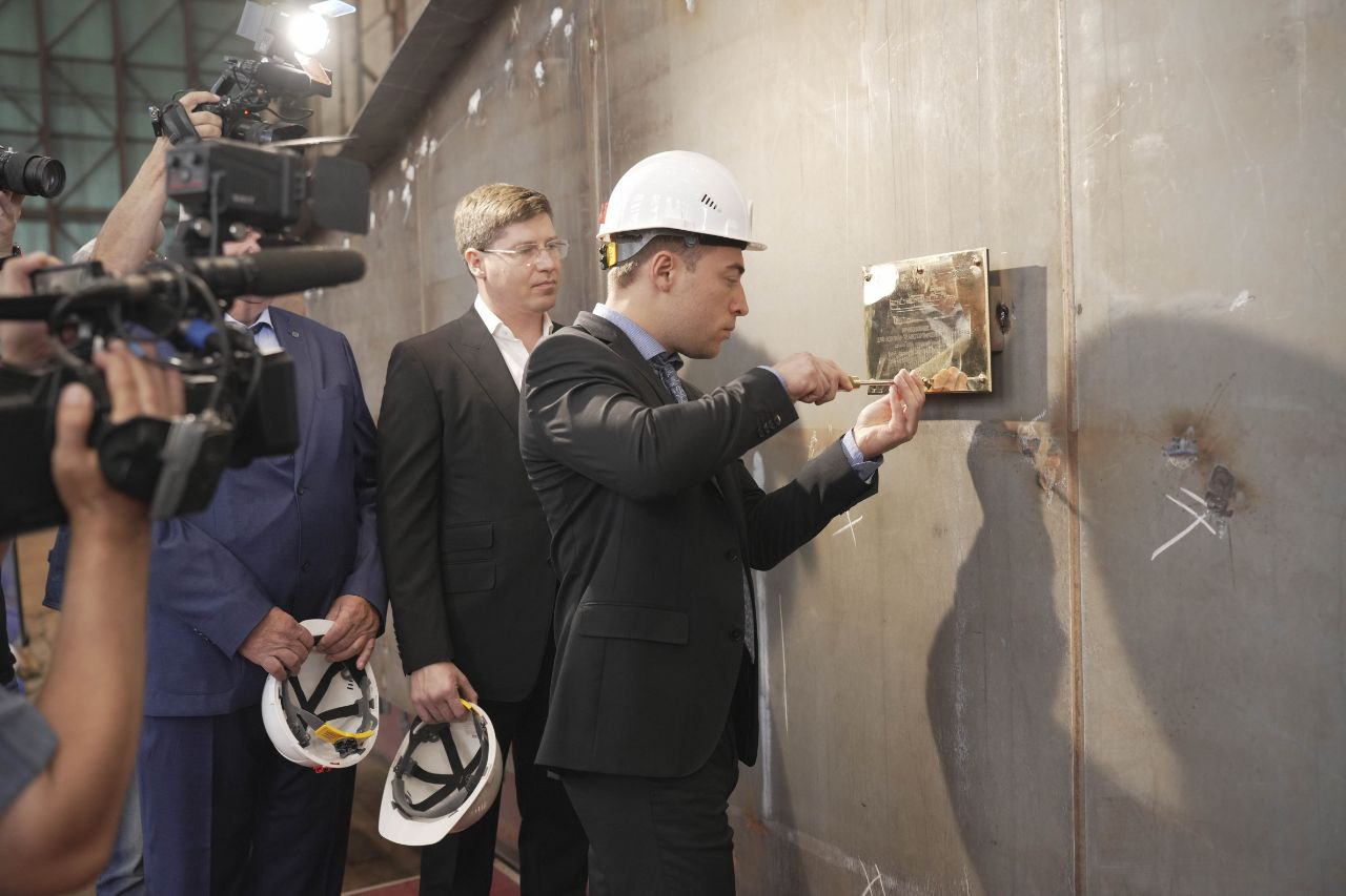 На «Верфи братьев Нобель» заложили первое российское судно для ловли и перевозки живых крабов