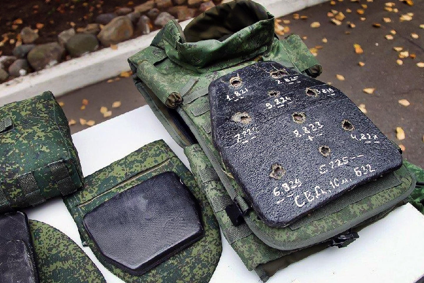 ЦНИИточмаш провел в 2022 году более 2750 испытаний средств бронезащиты, оружия и патронов 