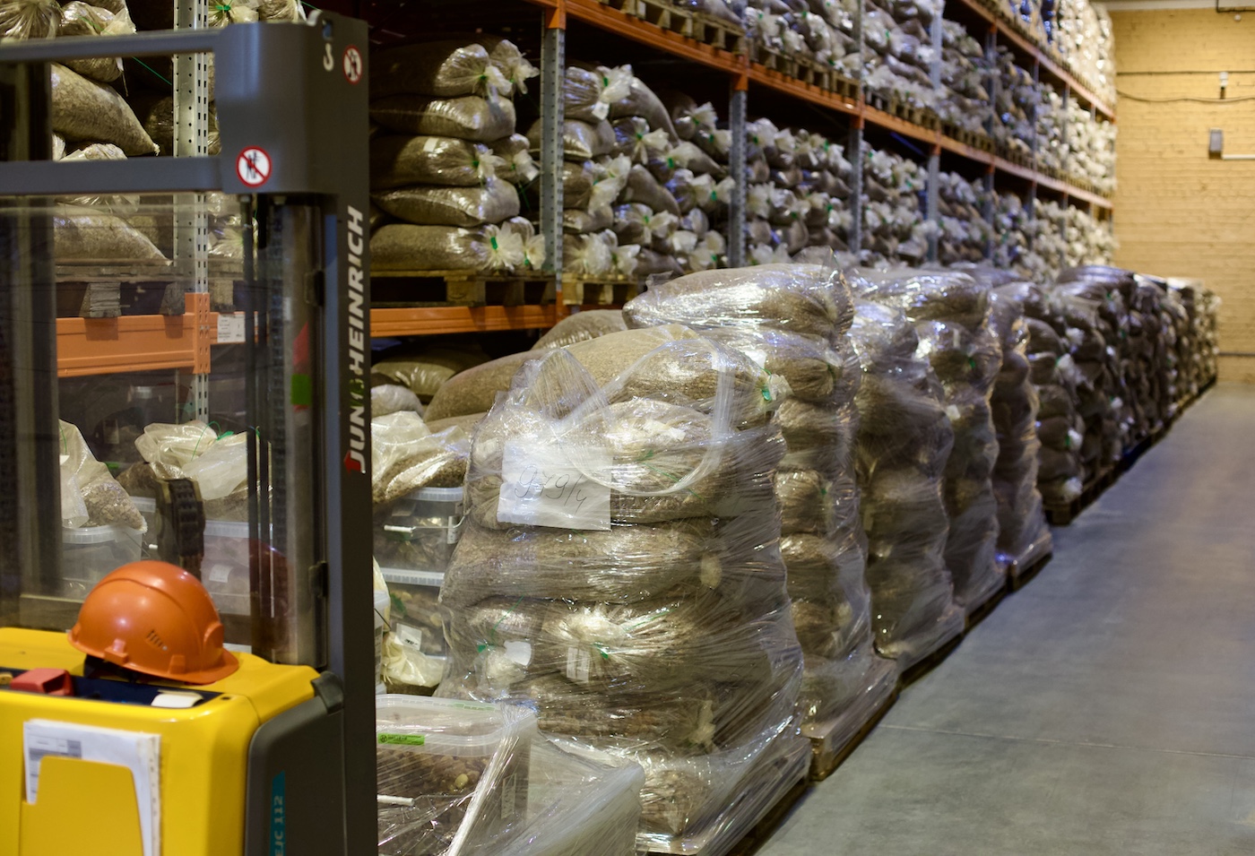 Калининградский комбинат Ростеха завершил отгрузку для янтарного кластера