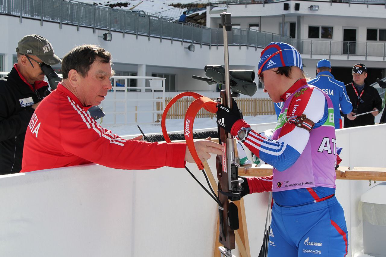 Конструктору биатлонных винтовок Владимиру Суслопарову — 80 лет