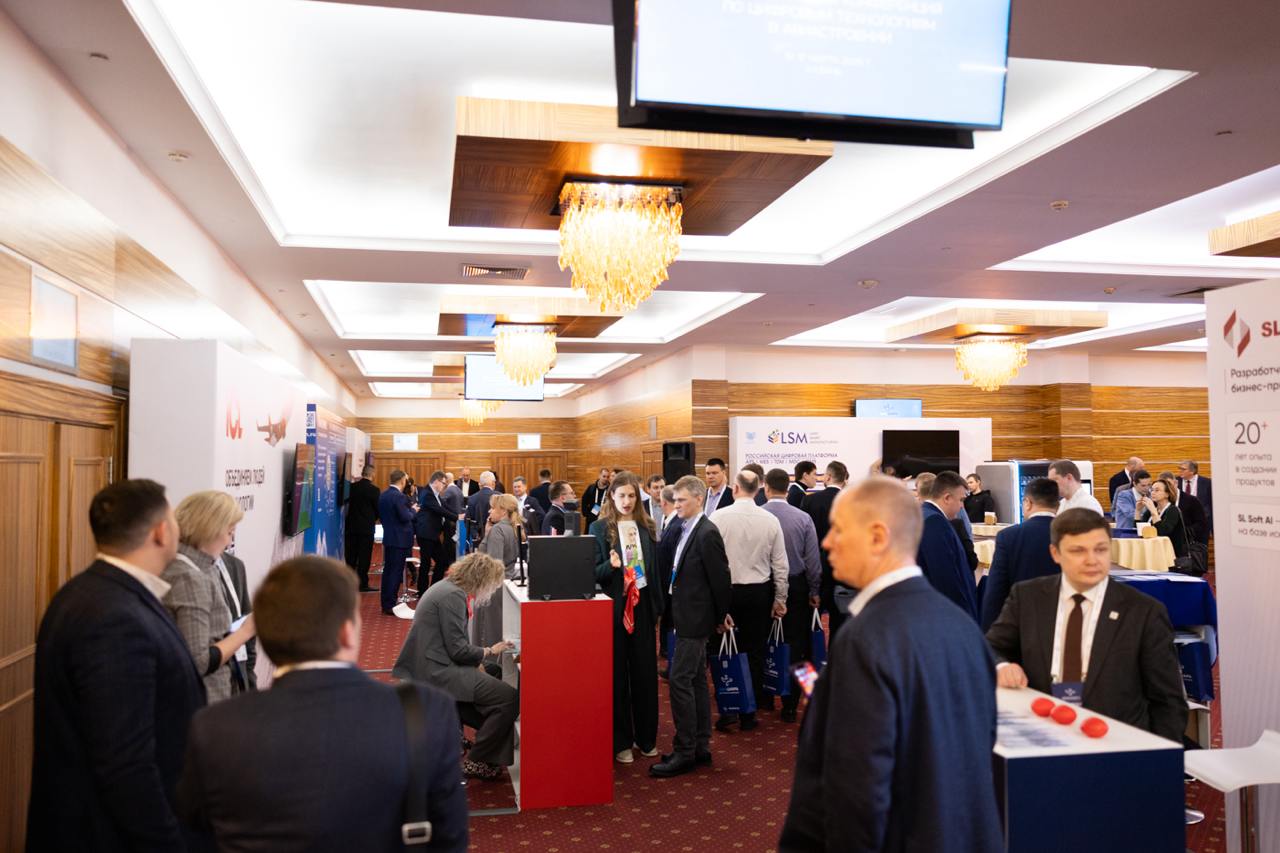 Ростех поделился опытом внедрения отечественных цифровых решений в авиаотрасли