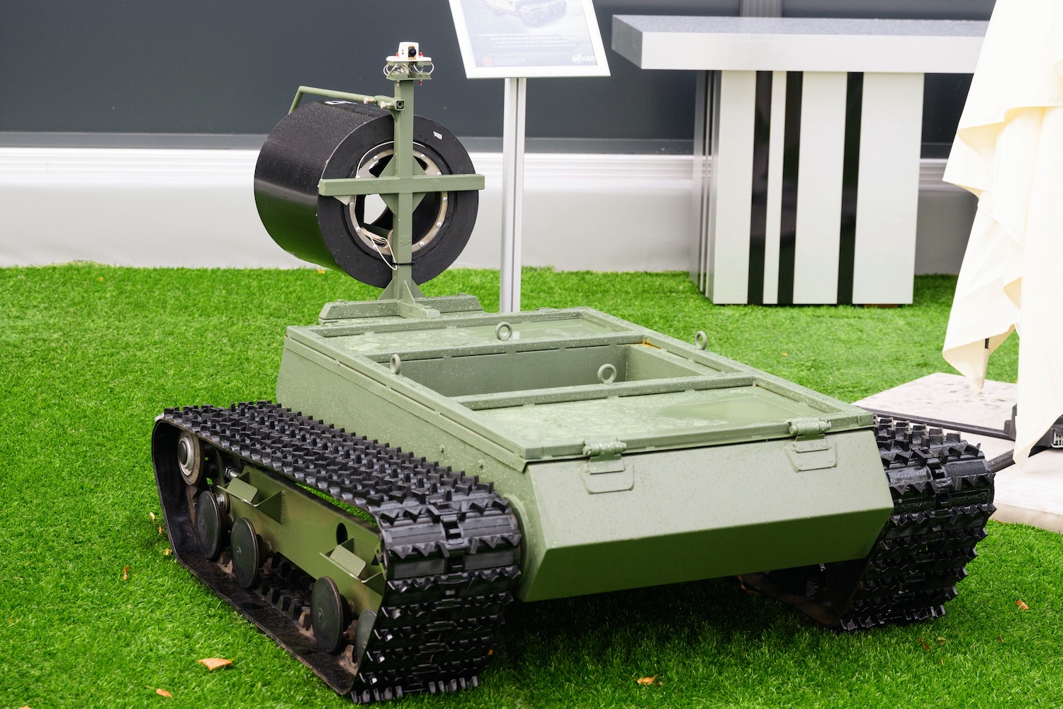 High-Precision Systems Supplied a New Batch of the Depesha Robotic Platforms to the Field